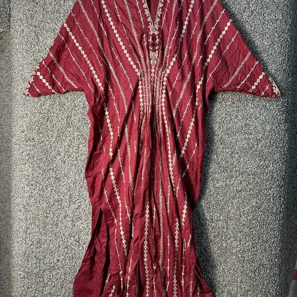 NWOT Pakitani Shalwar Kameez/Indian Salwar Kameez/Maroon Kaftan SZ Medium - Picture 8 of 11